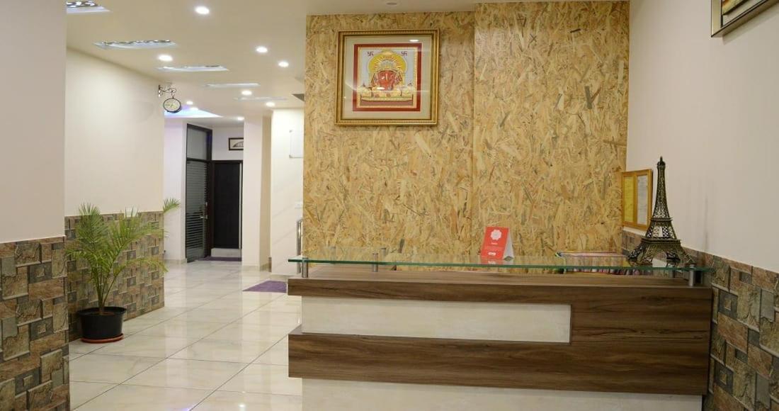 Jenus Hotel-Sindhi Camp Джайпур Екстериор снимка