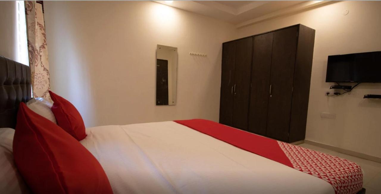 Jenus Hotel-Sindhi Camp Джайпур Екстериор снимка